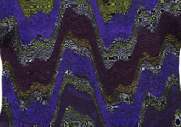 ISSEY MIYAKE me Stretch Pleated Psychedelic Print Top K-173738_010