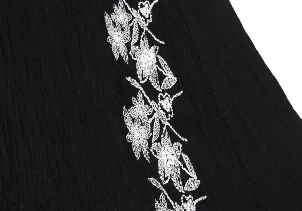 ISSEY MIYAKE me Dyed Crêpe Pleated Floral Embroidery Skirt K-173740_007