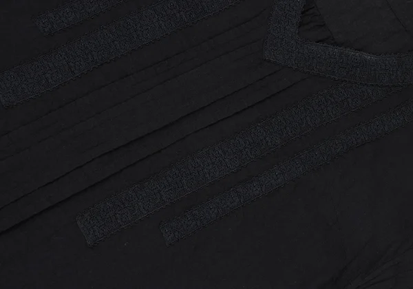 ISSEY MIYAKE HaaT Cotton Rayon Taping V Neck Top K-173811_005