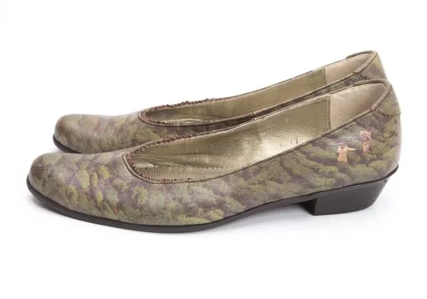 ISSEY MIYAKE FETE Farm Printed Pumps K-173933_003