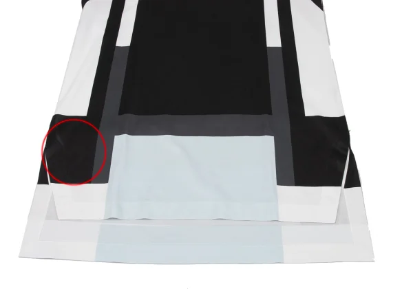 ISSEY MIYAKE Panel Printed Square Top K-174026_006