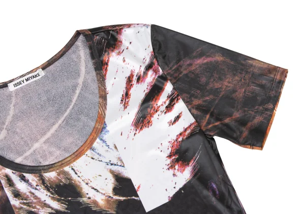 ISSEY MIYAKE Graphic Print Poly T-Shirt K-174027_005