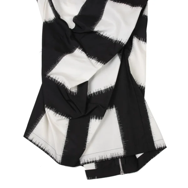 ISSEY MIYAKE Sashiko Silk Square Fabric Print Sleeveless Top  K-174030_006