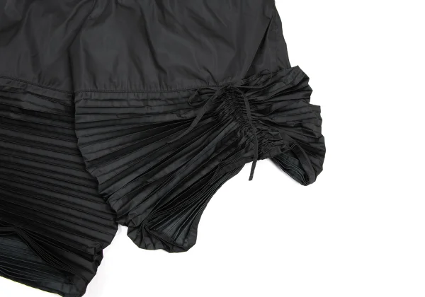ISSEY MIYAKE Hem Pleats Switching Half Pants K-174039_011