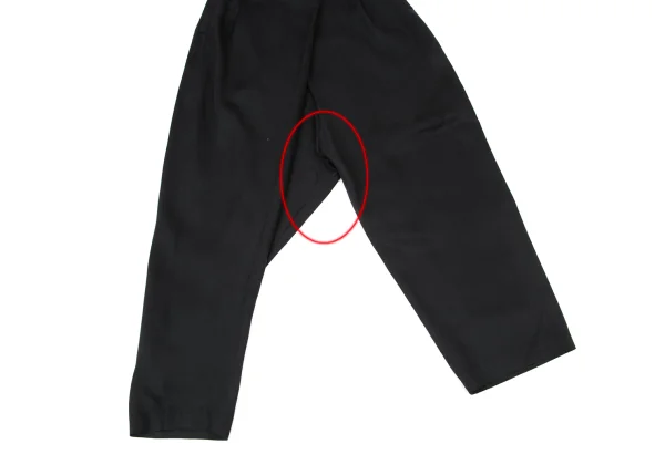 ISSEY MIYAKE PERMANENTE Silk Tuck Tapered Pants K-174172_010