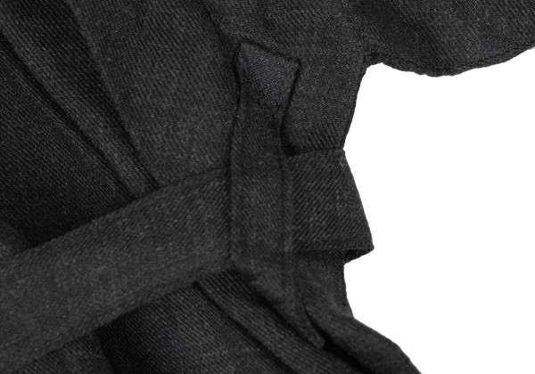ISSEY MIYAKE me Poly Wool Square Neck Pleated Dress K-174440_012