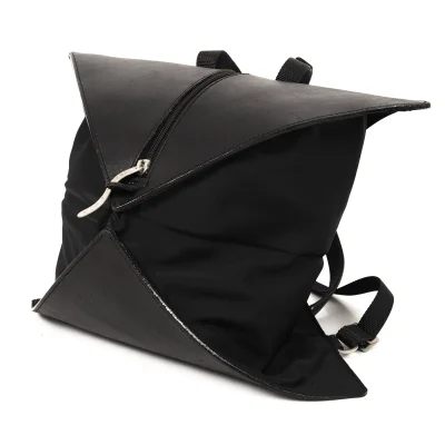 ISSEY MIYAKE Foldable Box-design Shoulder Bag