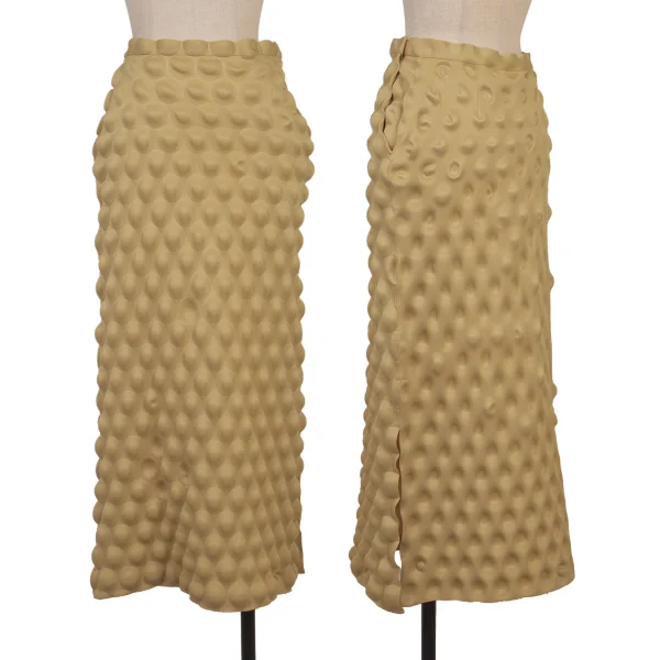 ISSEY MIYAKE Ball Embossing Skirt Beige 2 K-175044_001