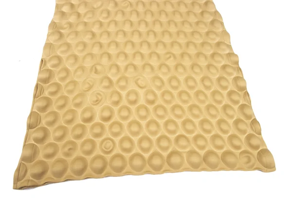 ISSEY MIYAKE Ball Embossing Skirt K-175044_009