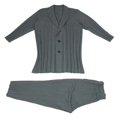 ISSEY MIYAKE MEN Pleated Switching Jacket & Pants
