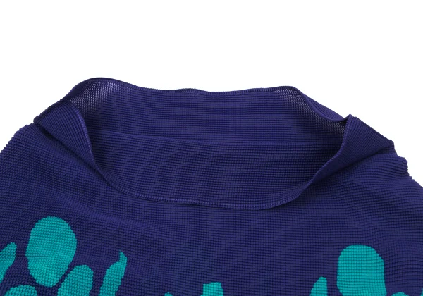ISSEY MIYAKE me Graphic Print Wide High-neck Stretch Pleated Top K-175065_006