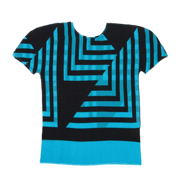 ISSEY MIYAKE me Graphic Print Stretch Pleated T-shirt K-175069_002