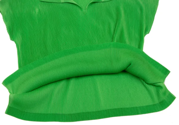 PLEATS PLEASE Mist Pleat Skipper Polo Shirt K-175077_010