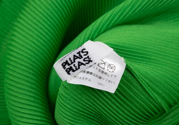PLEATS PLEASE Mist Pleat Skipper Polo Shirt K-175077_016