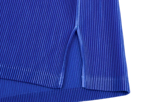 PLEATS PLEASE Mist Pleat Skipper Neck Short Sleeve Polo Shirt K-175078_010