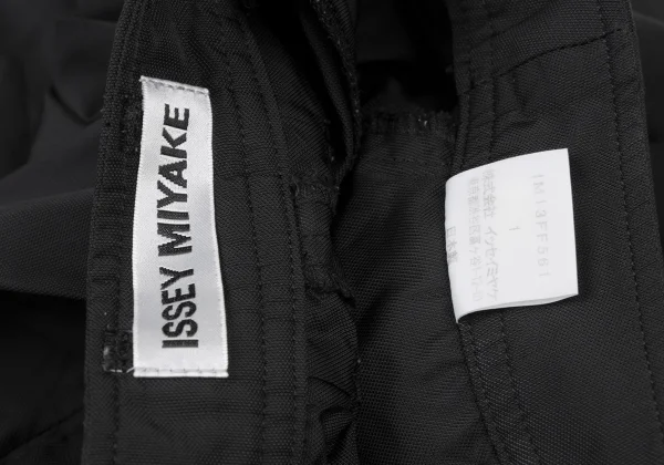 ISSEY MIYAKE Poly Tuck Design Wide Tapered Pants K-175259_015