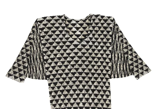 PLEATS PLEASE Geometric Print T-shirt K-175544_003