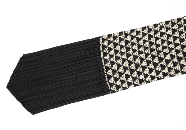 プリーツプリーズPLEATS PLEASE ジオメトリックプリント切替ストール ベージュ黒 K-175546_004