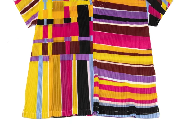 PLEATS PLEASE Colorful Panel Print Mist-Pleat Skipper Polo Shirt K-175547_006