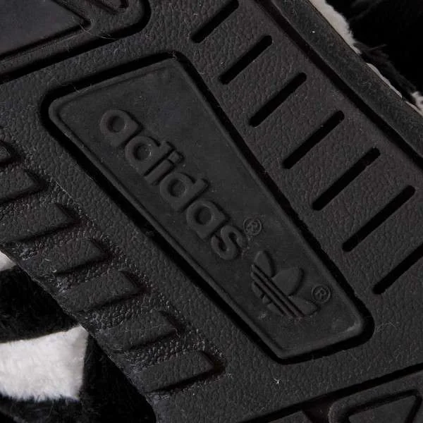 ジェレミースコット×アディダス JEREMY SCOTT×Adidas パンダぬいぐるみ