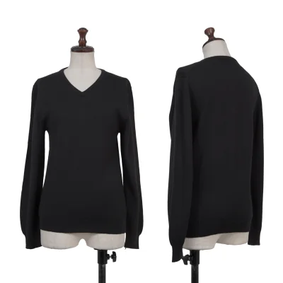 A.P.C. Wool Silk V-neck Knit Sweater