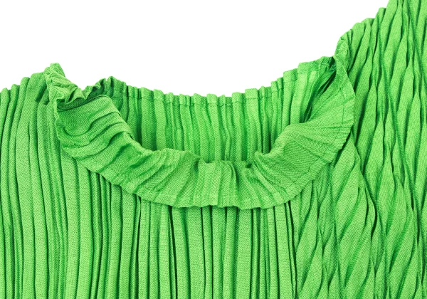 ISSEY MIYAKE UNFURLING PLEATS Bias Switching Sleeveless Pleated Top K-176081_004
