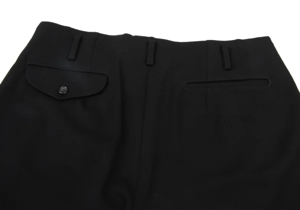COMME des GARCONS HOMME PLUS Wool Tuck Shorts K-176101_009