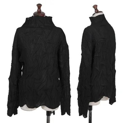 ISSEY MIYAKE Tuck Pleats High-Neck Top