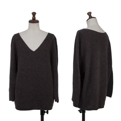 GALERIE VIE Wool V-neck Knit Sweater