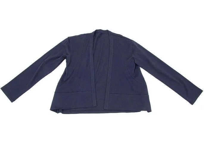 ISSEY MIYAKE（カーディガン）のフリマアイテム一覧