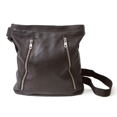 【SALE】エンポリオ アルマーニEMPORIO ARMANI ジップデザインショルダーバッグ