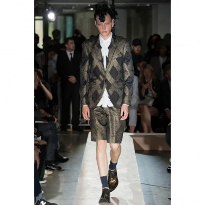 【SALE】新品！コムデギャルソン オムプリュスCOMME des GARCONS HOMME PLUS ゴールドラメ織りハーフパンツ