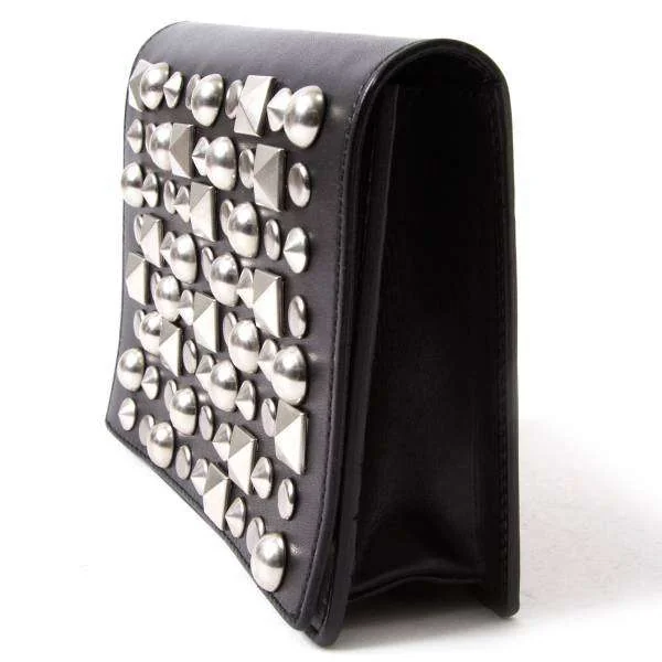 ジュンヤワタナベJUNYA WATANABE スタッズレザーミニポーチ 黒 (K-30124)
