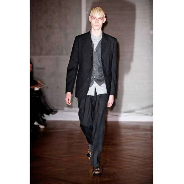 コムデギャルソンオムプリュスCOMME des GARCONS HOMME PLUS ベスト