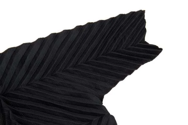 イッセイミヤケミーISSEY MIYAKE me デザインプリーツボレロ 黒F