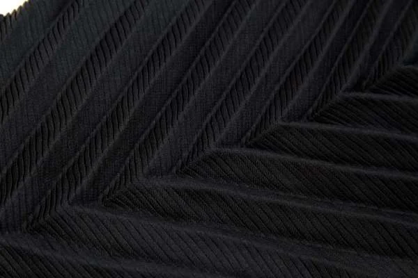 イッセイミヤケミーISSEY MIYAKE me デザインプリーツボレロ 黒F
