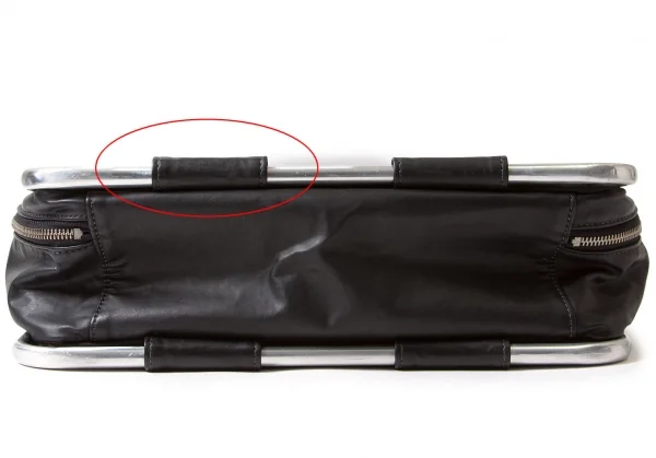 バッグ JEAN PAUL GAULTIER PIPE FRAME BAG Would you wear this 90s