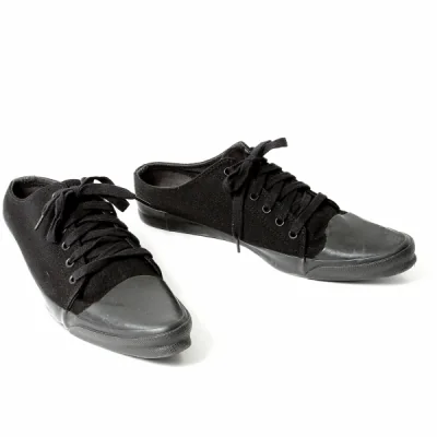 【SALE】ヨウジヤマモト ノアールYohji Yamamoto NOIR ポインテッドトゥキャンバススニーカー