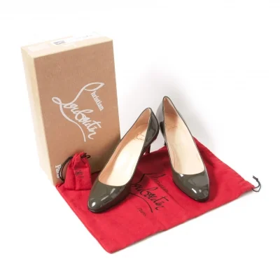 【SALE】クリスチャンルブタンChristian Louboutin パテントレザーパンプス 38（24位）