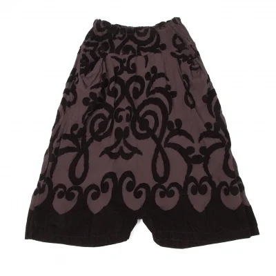 イッセイミヤケ ミーISSEY MIYAKE me シワ加工ベロアプリントサルエルパンツ こげ茶