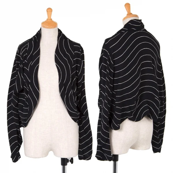 イッセイミヤケ ハートISSEY MIYAKE HaaT 波模様ボタンレスカーディガン
