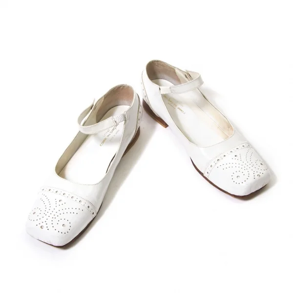 トリコ コムデギャルソンtricot COMME des GARCONS パテントメダリオンバレエシューズ