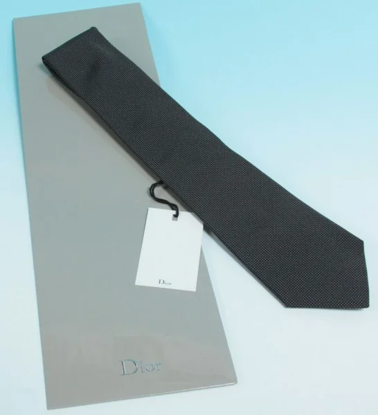 Brand new ! Dior HOMME polka dots silk tie K-3399_004