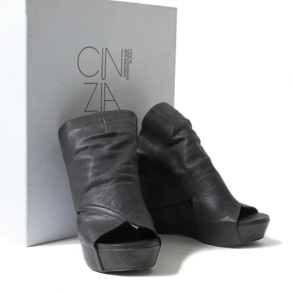 チンツィアアライアCINZIA ARAIA ウッドソールレザーブーティ