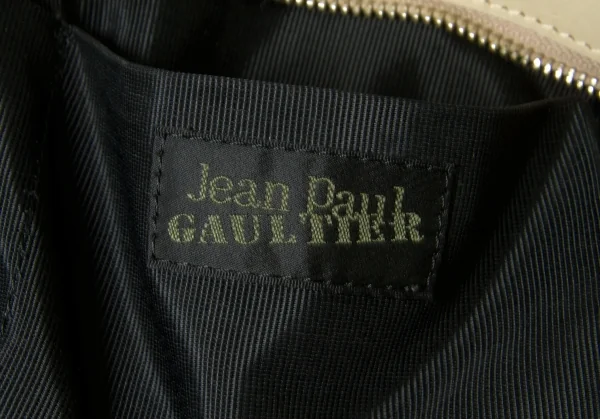 (FINAL PRICE) Jean-Paul GAULTIER Leather shoulder bag K-49005_016