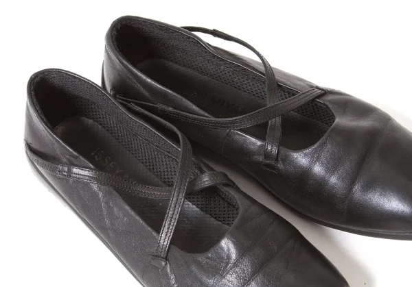 レペット バレエシューズ36.5スムースレザー 黒 最終お値下げ イッセイミヤケ×レペットISSEY MIYAKE×repetto レザーバレエ