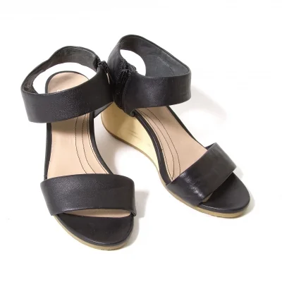 カンペールCAMPER レザーアンクルストラップウェッジサンダル