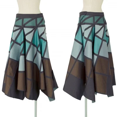イッセイミヤケISSEY MIYAKE 幾何学パネルデザインスカート