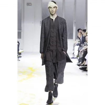 ヨウジヤマモト プールオムYohji Yamamoto POUR HOMME Yタイル柄刺繍3点セットアップスーツ チャコール 茶