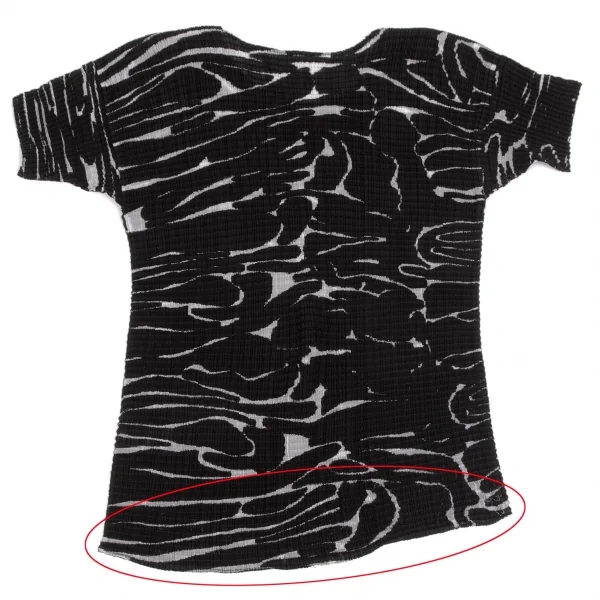 【SALE】イッセイミヤケISSEY MIYAKE モノクロプリントボックスプリーツハイネックTシャツ 黒白L K-65321_011